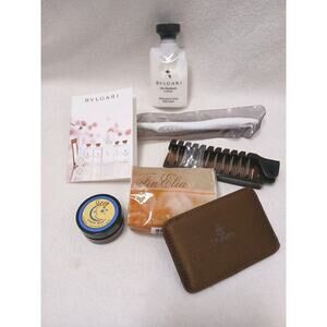 Bvlgari Parfums EMIRATES Travel Amenity Kit Accessories Lotion Brush Tissue Etc